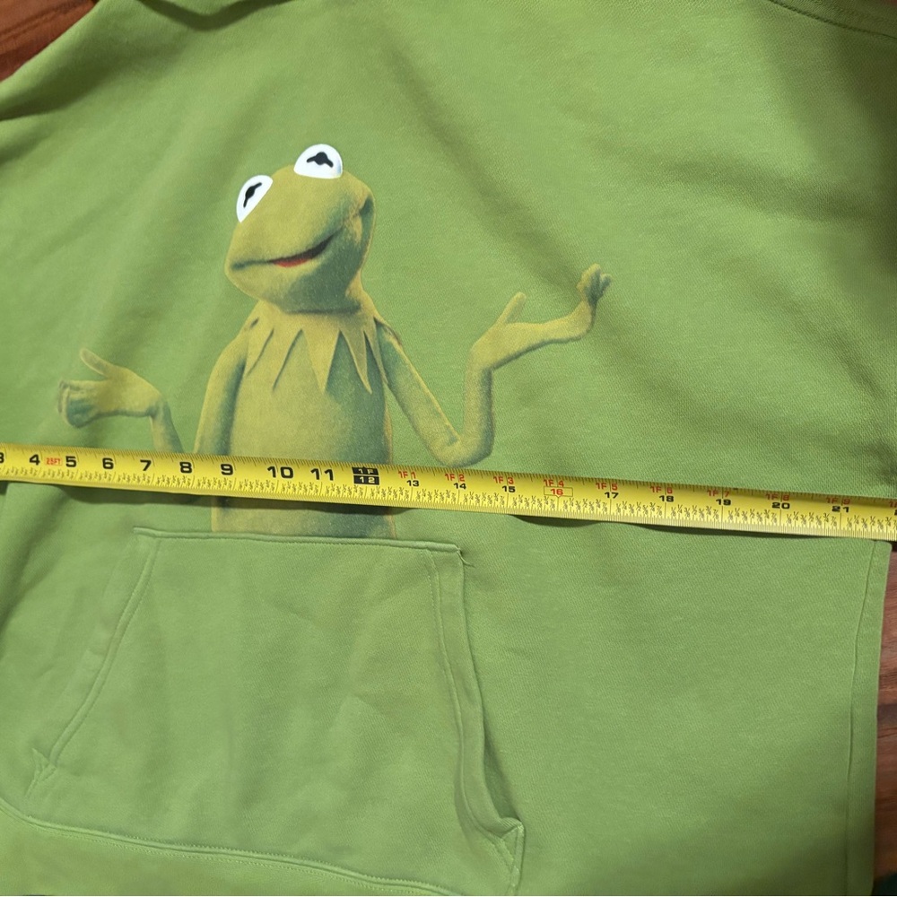 Disney Kermit the‎ Frog Hoodie Green Muppets Graphic Sweatshirt Size S - Picture 5 of 6